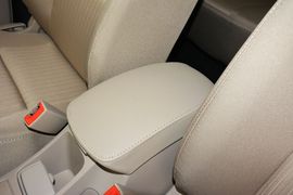 2013款起亚狮跑2.0L