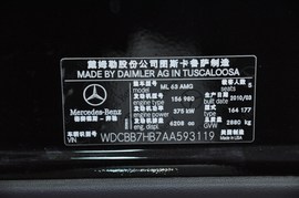 2011款奔驰ML63