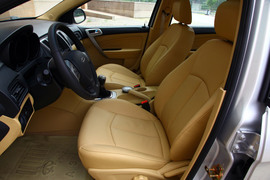 2011款奇瑞A3三厢深度试驾