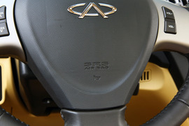 2011款奇瑞A3三厢深度试驾