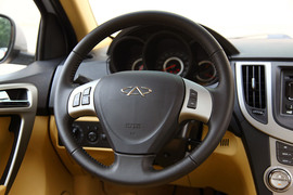 2011款奇瑞A3三厢深度试驾