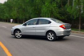 2011款奇瑞A3三厢深度试驾