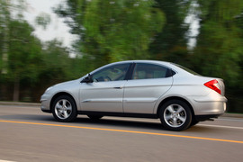 2011款奇瑞A3三厢深度试驾