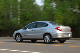 2011款奇瑞A3三厢深度试驾