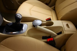 2011款奇瑞A3三厢深度试驾