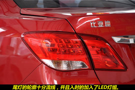 2010款比亚迪L3自动豪华版到店实拍图解