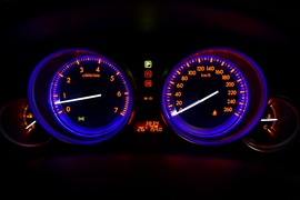 2010款马自达睿翼轿跑2.5L至尊版