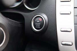 2010款马自达睿翼轿跑2.5L至尊版