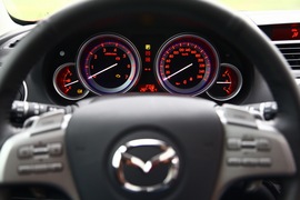 2010款马自达睿翼轿跑2.5L至尊版