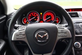 2010款马自达睿翼轿跑2.5L至尊版