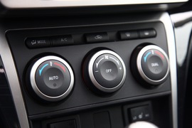 2010款马自达睿翼轿跑2.5L至尊版