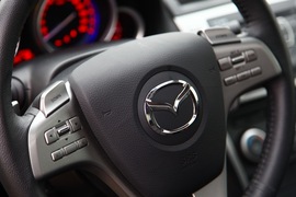 2010款马自达睿翼轿跑2.5L至尊版