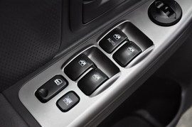 2010款起亚赛拉图1.6