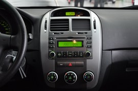 2010款起亚赛拉图1.6