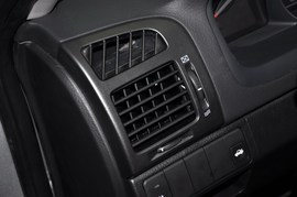 2010款起亚赛拉图1.6