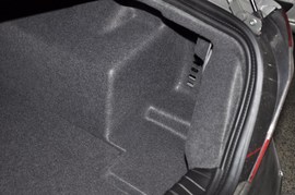 2011款奇瑞A3三厢1.6L手动尊贵型