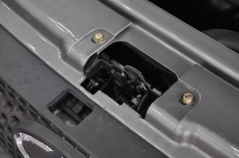 2011款奇瑞A3三厢1.6L手动尊贵型