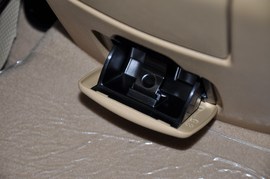 2011款奇瑞A3三厢1.6L手动尊贵型