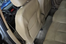 2011款奇瑞A3三厢1.6L手动尊贵型