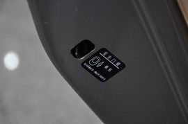 2011款奇瑞A3三厢1.6L手动尊贵型