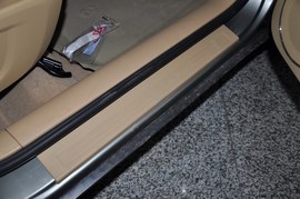 2011款奇瑞A3三厢1.6L手动尊贵型