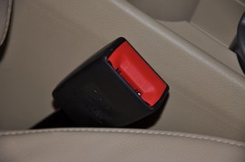 2011款奇瑞A3三厢1.6L手动尊贵型