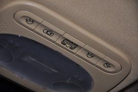 2011款奇瑞A3三厢1.6L手动尊贵型