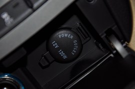 2011款奇瑞A3三厢1.6L手动尊贵型