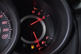 2011款奇瑞A3三厢1.6L手动尊贵型