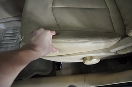 2011款奇瑞A3三厢1.6L手动尊贵型