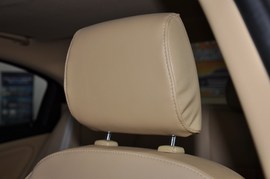 2011款奇瑞A3三厢1.6L手动尊贵型