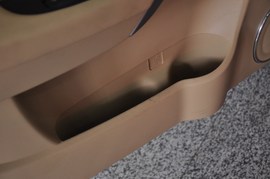 2011款奇瑞A3三厢1.6L手动尊贵型