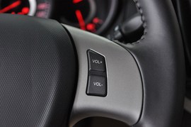 2011款奇瑞A3三厢1.6L手动尊贵型