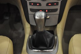 2011款奇瑞A3三厢1.6L手动尊贵型