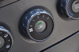 2010款比亚迪L3