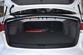 2010款东南三菱翼神1.8L