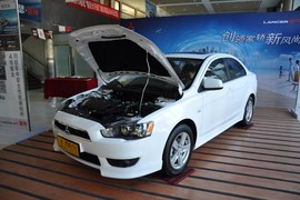 2010款东南三菱翼神1.8L