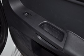 2010款东南三菱翼神1.8L