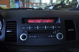 2010款东南三菱翼神1.8L
