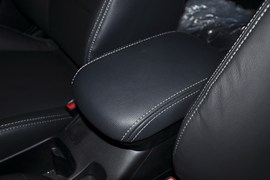 2010款东南三菱翼神1.8L