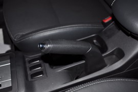 2010款东南三菱翼神1.8L