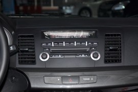 2010款东南三菱翼神1.8L