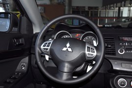 2010款东南三菱翼神1.8L