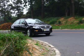 2011款迈腾1.4TSI精英型试驾