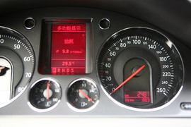 2011款迈腾1.4TSI精英型试驾