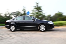 2011款迈腾1.4TSI精英型试驾