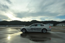 2010款宝马5系长轴距版珠海试驾