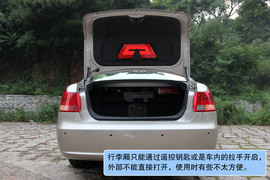 2010款帝豪EC8试驾