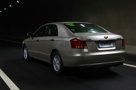 2010款帝豪EC8试驾