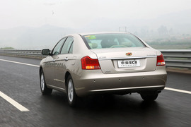 2010款帝豪EC8试驾